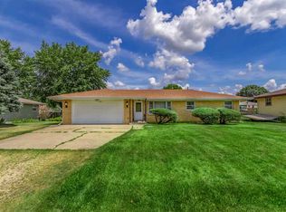 6838 Ralph Rd, Rockford, IL 61109