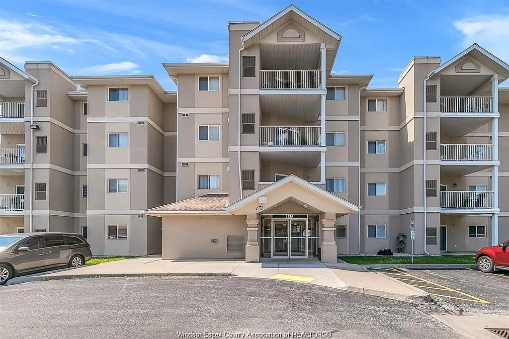 2 bed, 2.0 bath, $2,200 — Photo 1