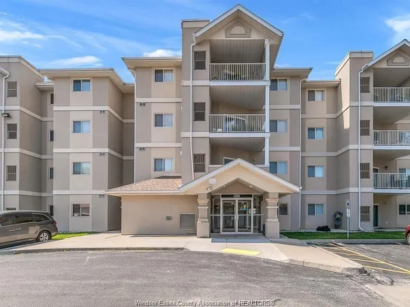 1535 Grand Marais Rd W #304, Windsor, ON N9E 4W2