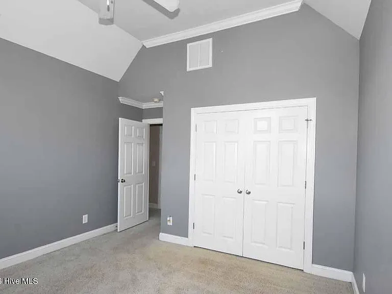 1129 Scarlet Oak Dr — Photo 25