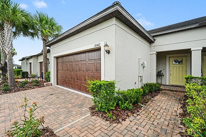 10462 Weldon Cork Way — Photo 2
