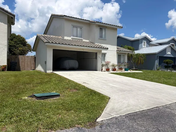 5656 Strawberry Lakes Circle, Greenacres, FL 33463