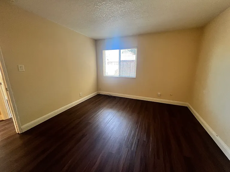 2313 Mandarin Way — Photo 12