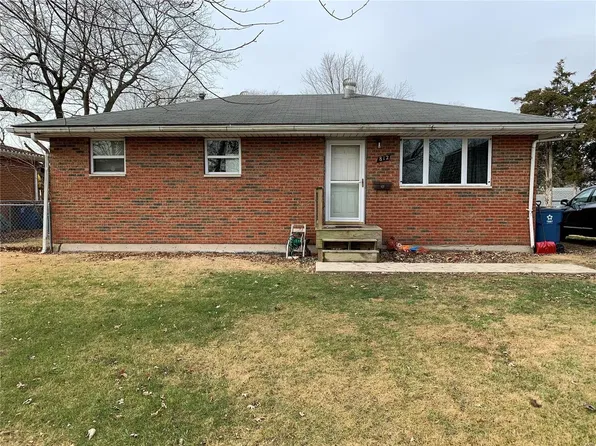 812 S Prairie St, Bethalto, IL 62010