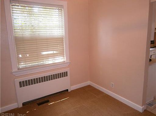 5th image of 167 E Evans St