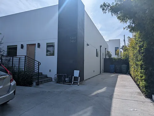 5462 Carlin St Photo 1