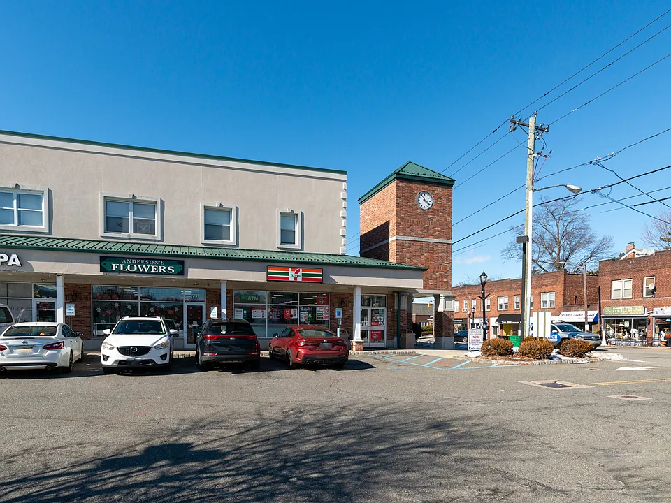 287 Bloomfield Ave #1