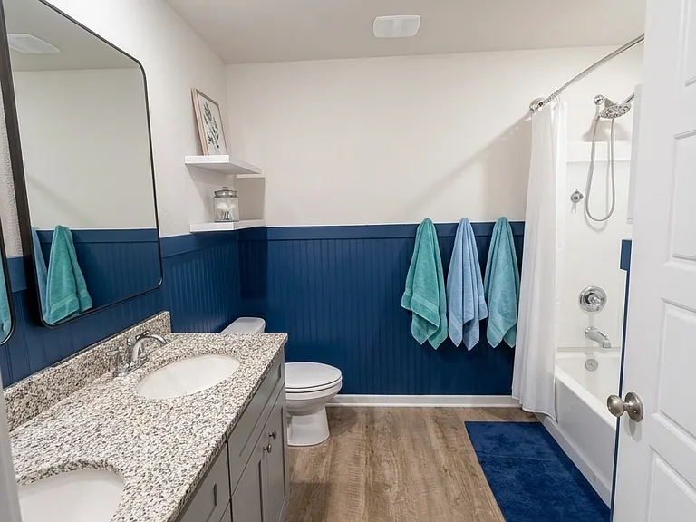 1092 Enclave Cir — Photo 3