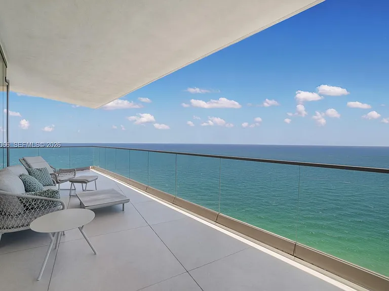 18975 Collins Ave #3000 — Photo 10