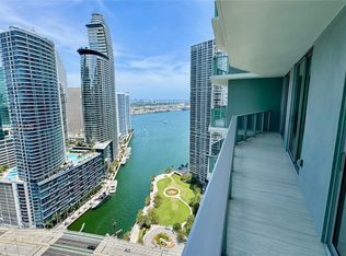 77 SE 5th St #4002, Miami, FL 33131