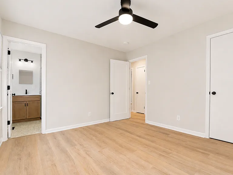 2117 Sierra Dr — Photo 27