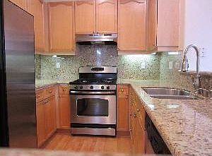 3rd image of 134 Woodcrest Ln