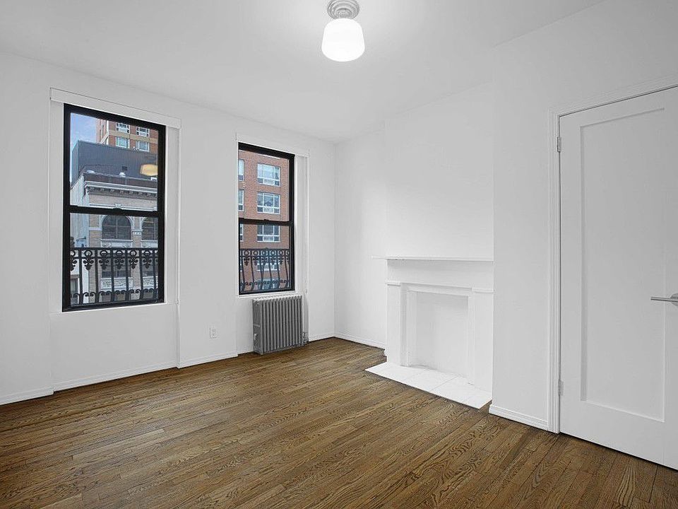 1st image of 1420 3rd Ave #5B