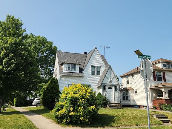 3rd image of 100 Denison Ave