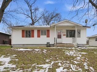 412 Edgeknoll Ln, Fort Wayne, IN 46816