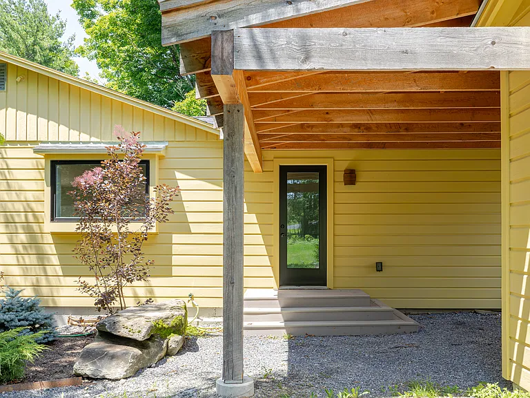 776 Mitchell St — Photo 29