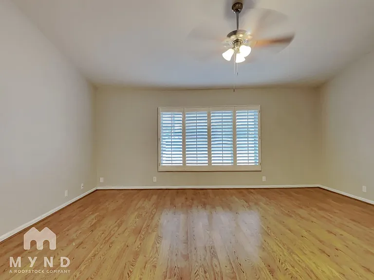 10257 W Pasadena Ave — Photo 4