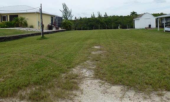 4th image of 3000 8th Ave