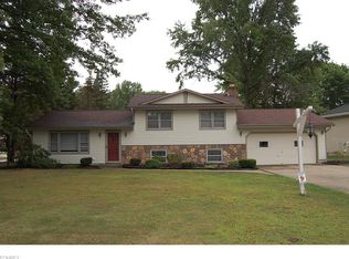 1496 Turnberry Dr, Youngstown, OH