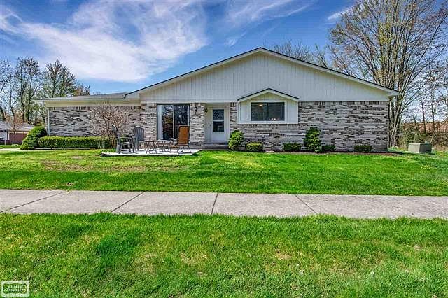 1st image of 50789 Bower Ct