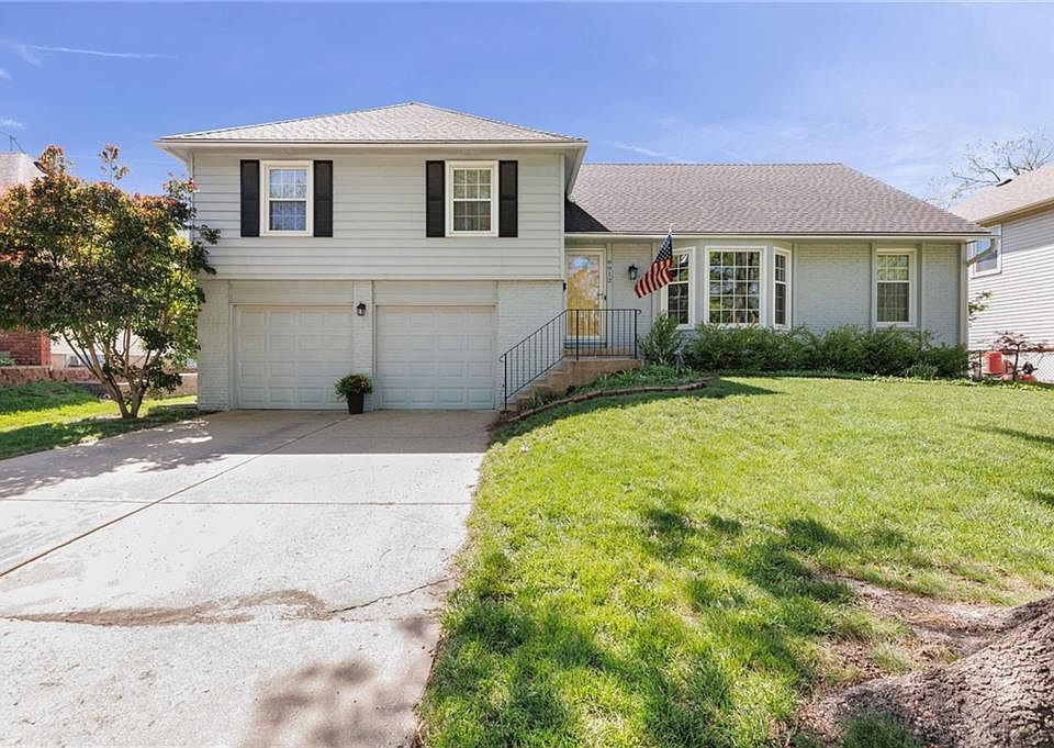 1st image of 9912 Farley Ln