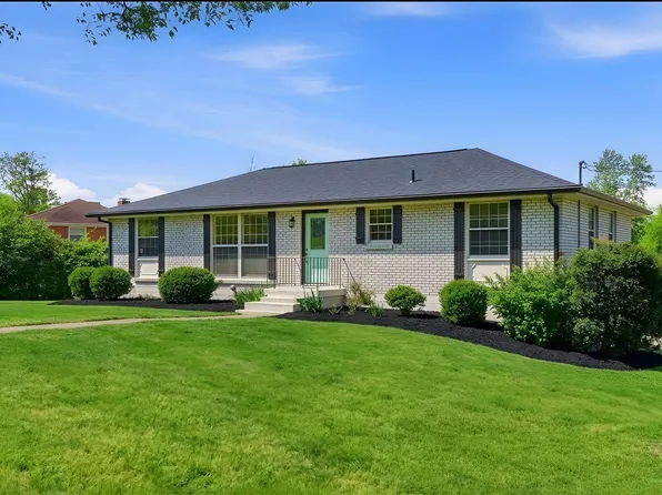 562 Walton Ferry Rd, Hendersonville, TN 37075