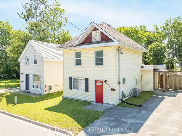 277 Gloucester St, Midland, ON L4R 1H6