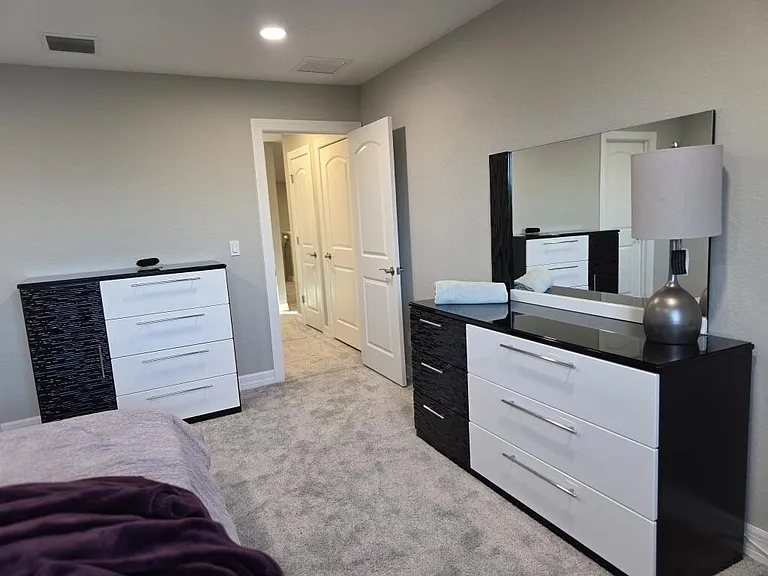 527 SE Vallarta Dr — Photo 57
