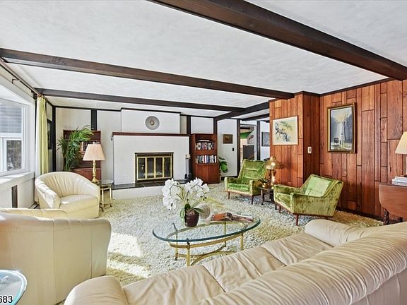 3rd image of 251 Old Turnpike Road