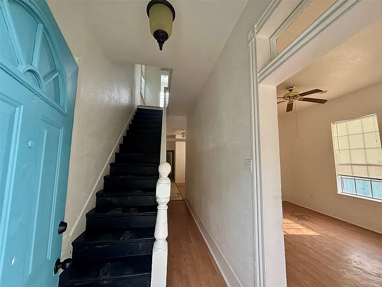 3410 Sealy St — Photo 10
