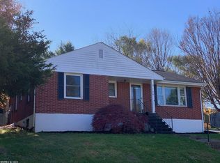 106 Pershing Ave, Radford, VA 24141