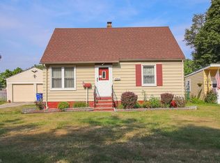 4284 Metropolitan Dr, Cleveland, OH