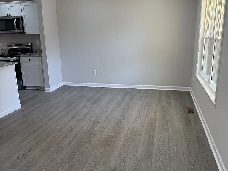 2036 Harrison Ave — Photo 18