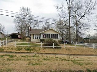 217 Park St, Central City, KY 42330