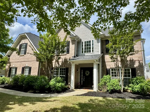 1210 Langdon Terrace Dr, Indian Trail, NC 28079