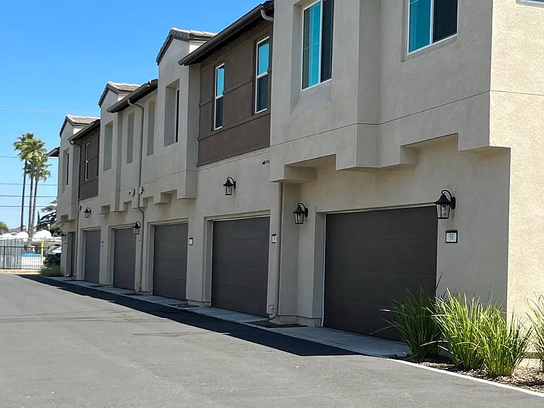 54 Harmony Dr — Photo 42