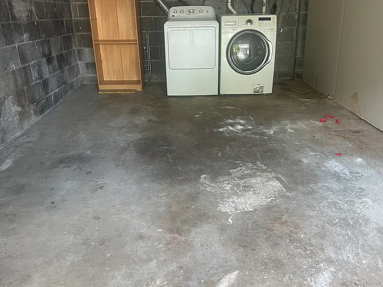 821 Kingsland Ln #2 — Photo 3
