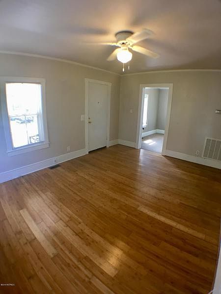 2nd image of 326 Mercer Ave