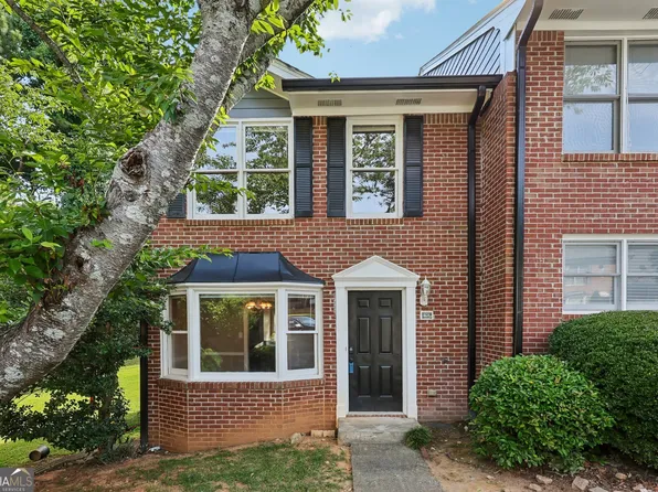 401 Autumn Leaf Way, Norcross, GA 30093