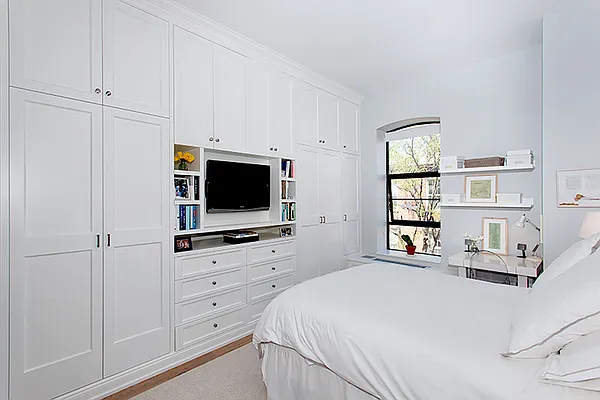 Sold by Brown Harris Stevens | media 12