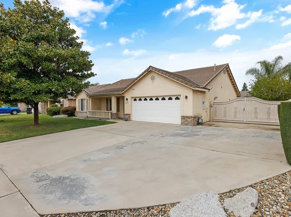 2438 E Cherry Avenue, Visalia, CA 93292