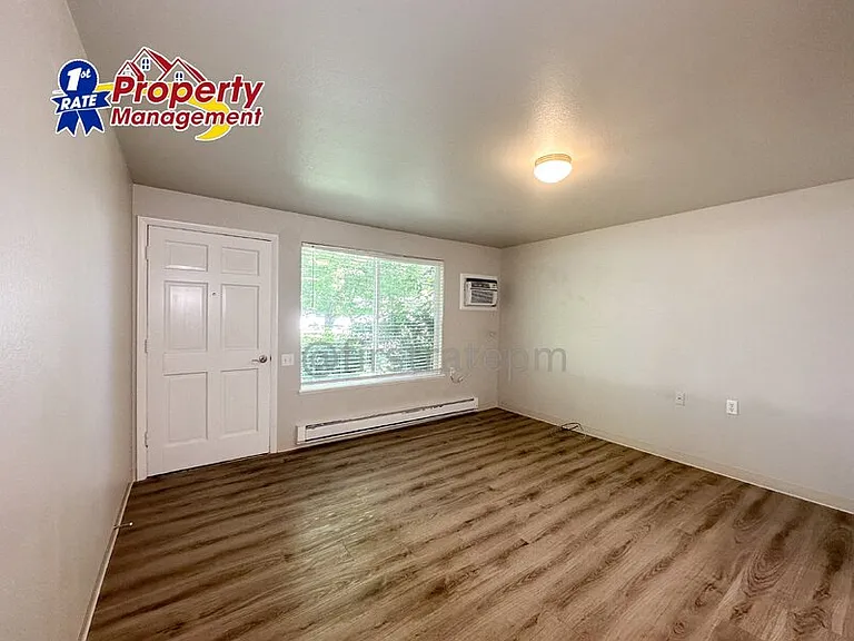 5140 W Kootenai St #13 — Photo 4