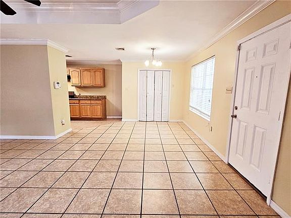 3rd image of 5421 N Robertson St