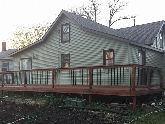 2nd image of 108 5th St E