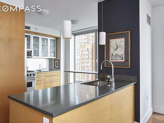 3rd image of 30 Little West St #21E