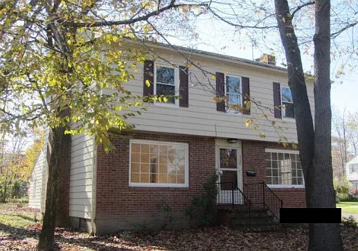 4290 Groveland Rd — Photo 1
