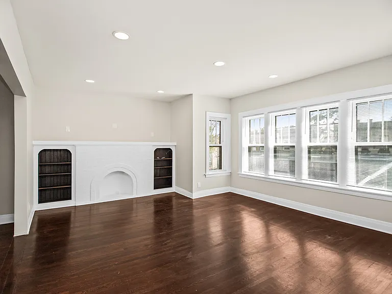 4148 W Cornelia Ave #1 — Photo 2