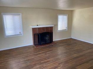1320 E Market St #1, Salinas, CA 93905