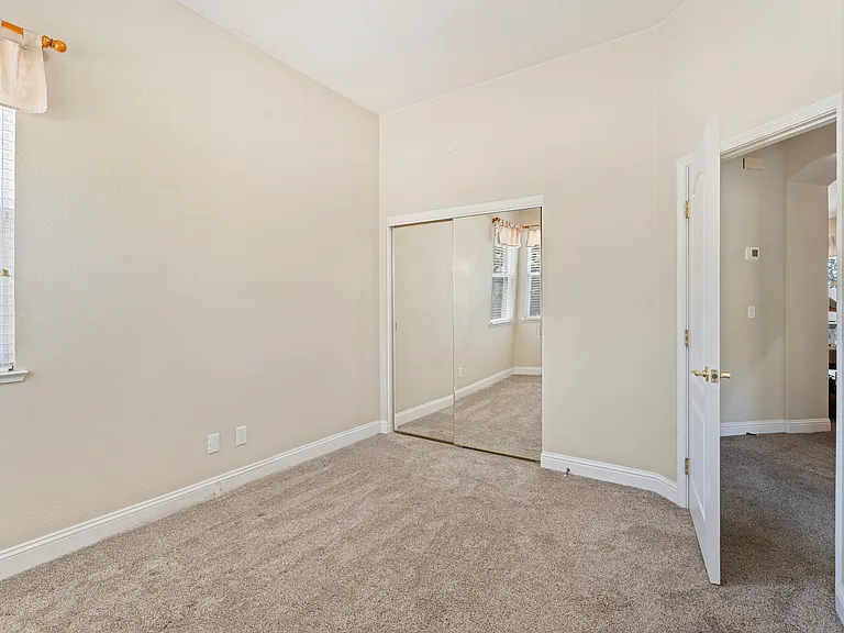 1121 Galston Dr — Photo 15