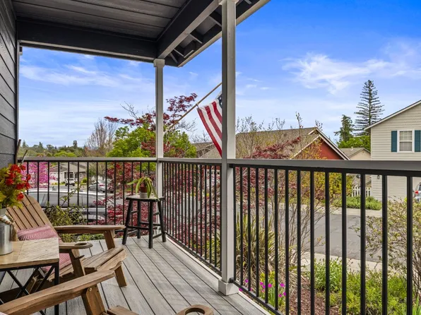 13003 Sweetbriar Ct, Auburn, CA 95603